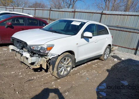2015 Mitsubishi Outlander Sport Se z USA, uszkodzony, nr VIN 4A4AR4AU2FE027143